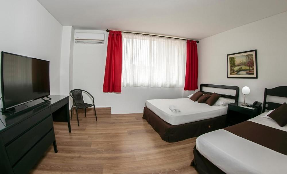 Hotel Americana Калі Екстер'єр фото
