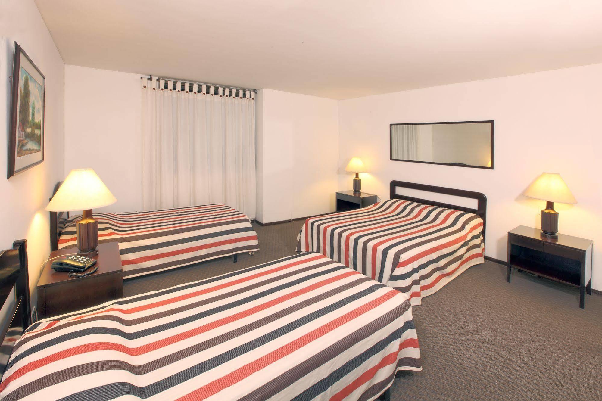 Hotel Americana Калі Екстер'єр фото